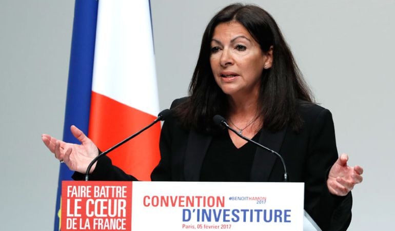 La alcaldesa de Paris, Anne Hidalgo, en un acto de campaña del Partido Socialista