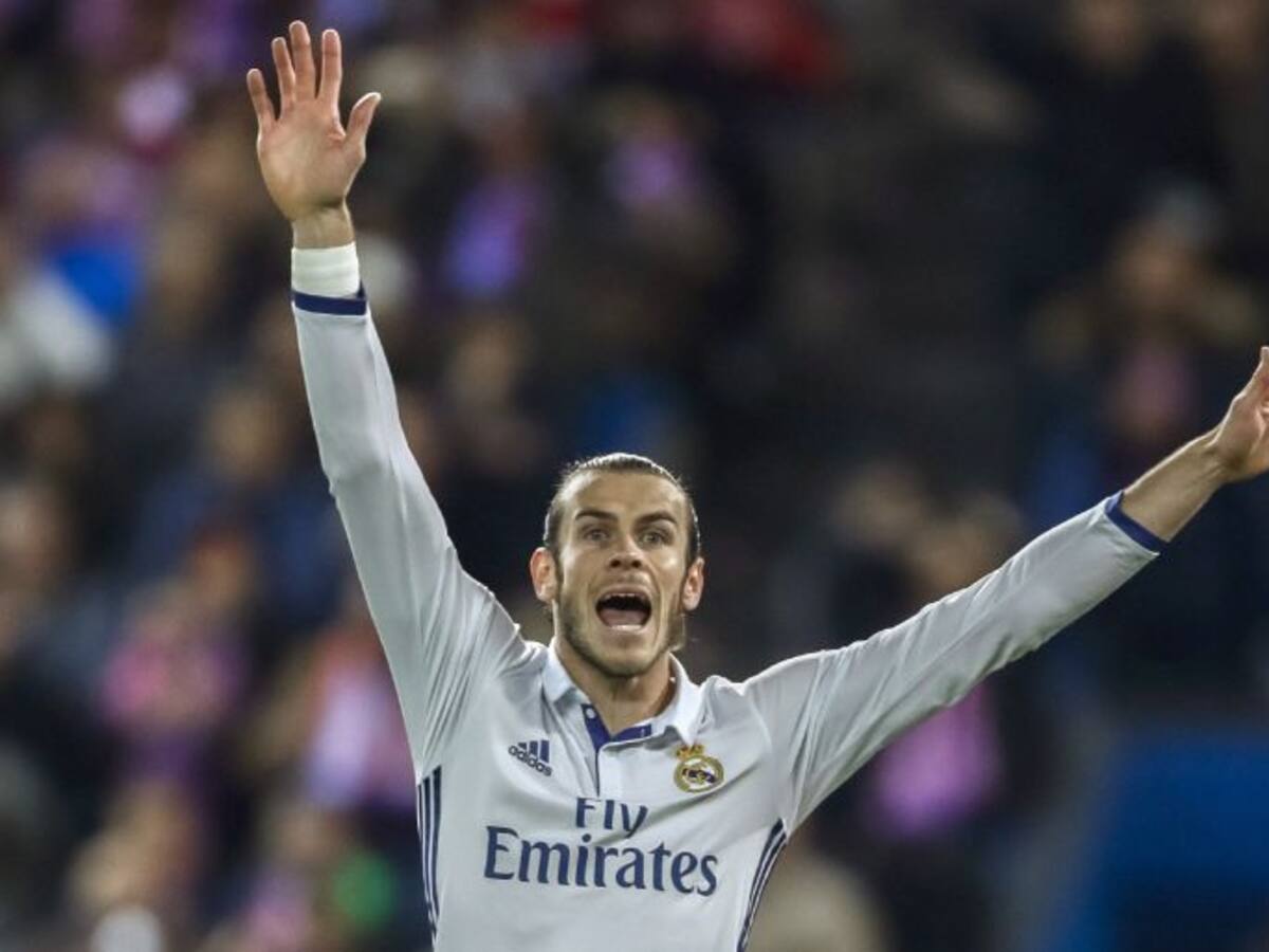 Del Corral: "Tres de cada cuatro médicos aconsejaríamos a Bale operarse"