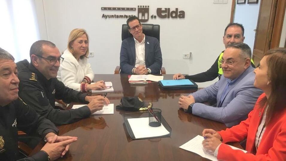 Reunión para coordinar el dispositivo de la campaña "Comercio Seguro"