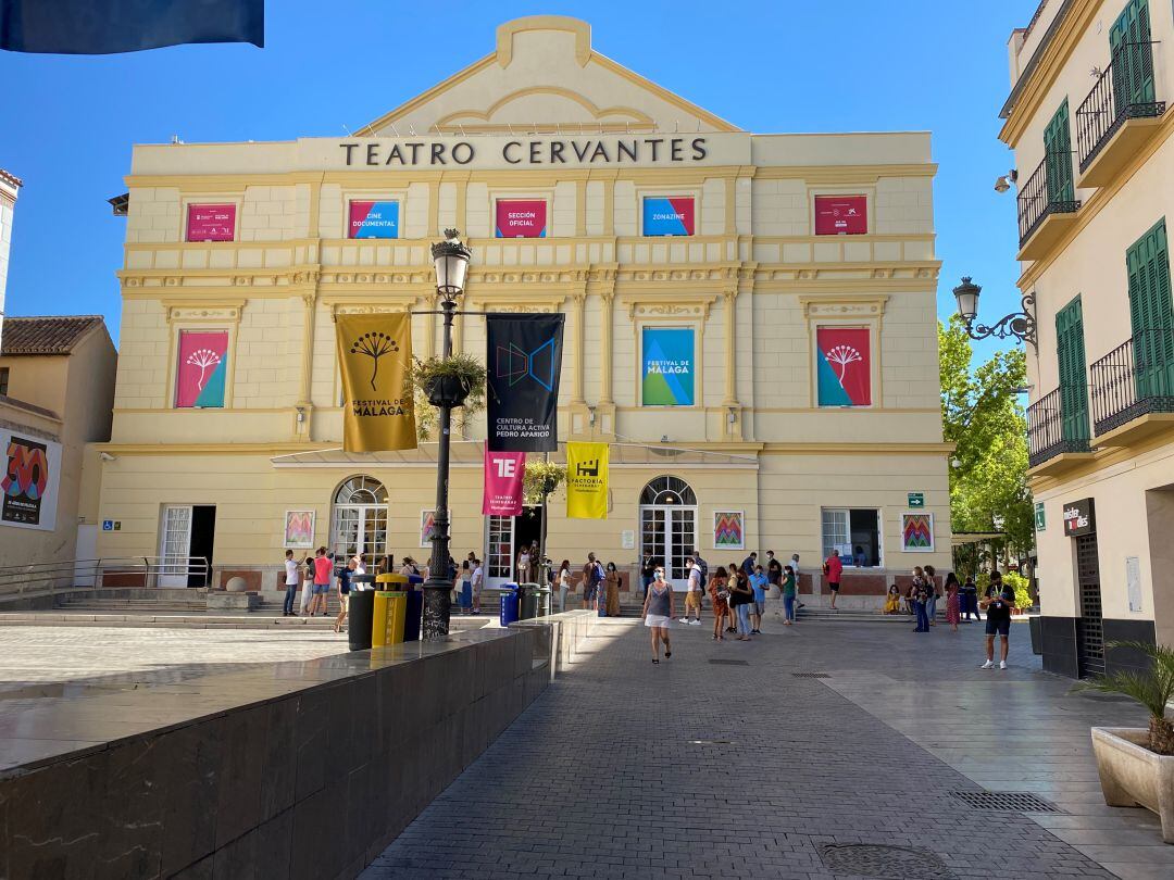 Fachada del Teatro Cervantes