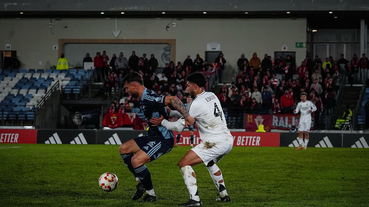 "El liderato quema, cuanto más tarde le llegue al Real Murcia, mejor"