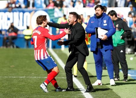 Griezmann y Simeone celebran el tanto Atlético