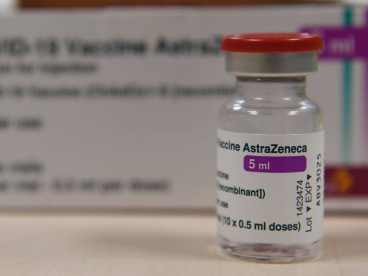 Salud llama al millar de pitiusos pendientes de la dosis de AstraZeneca a que se vacunen este fin de semana