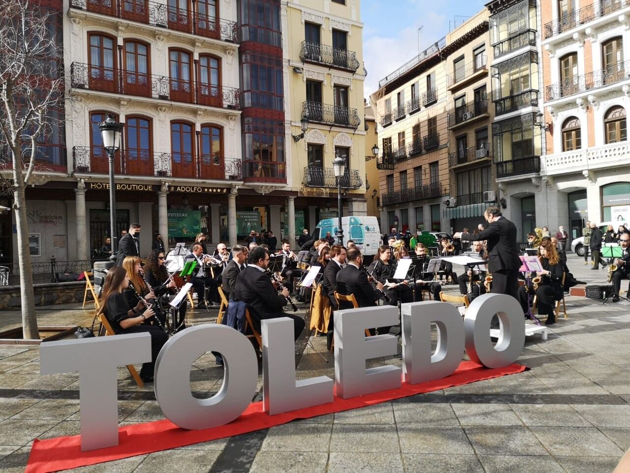 Actuación musical del programa "EnamorARTE"