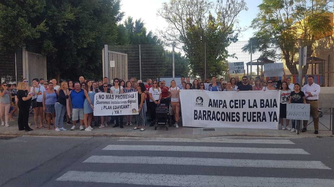 Concentración a las puertas del centro