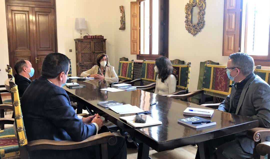 El Consorcio Provincial de Residuos aborda con Acciona la planificación del próximo traspaso en la gestión del CTR