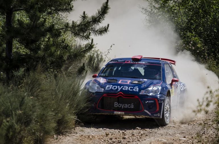 Alex Villanueva ganó en siete de los ocho tramos del Rallye Tierra del Bierzo