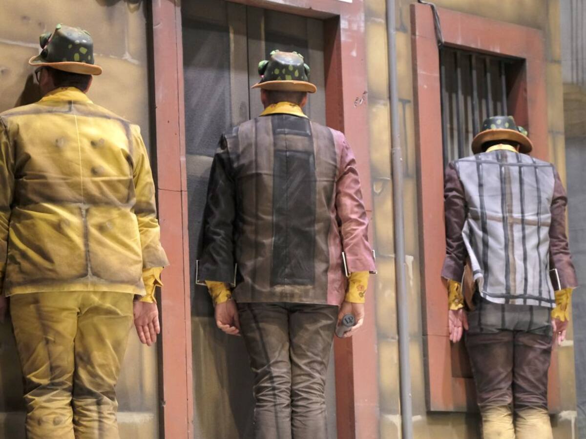 Los Morosos deben, pero no deben callarse