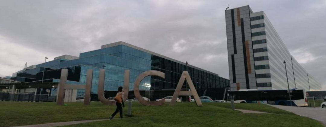 Exteriores del Hospital Universitario Central de Asturias. 