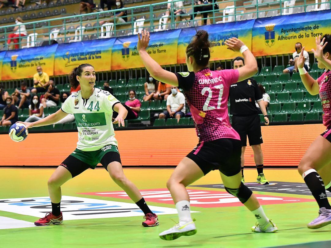 Ana Martínez firmó 6 goles en la semifinal ante el Valladolid