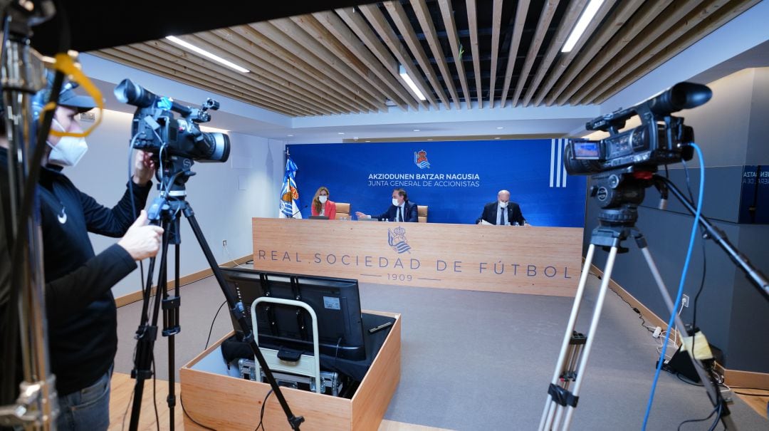 Imagen de la Junta telemática de la Real Sociedad