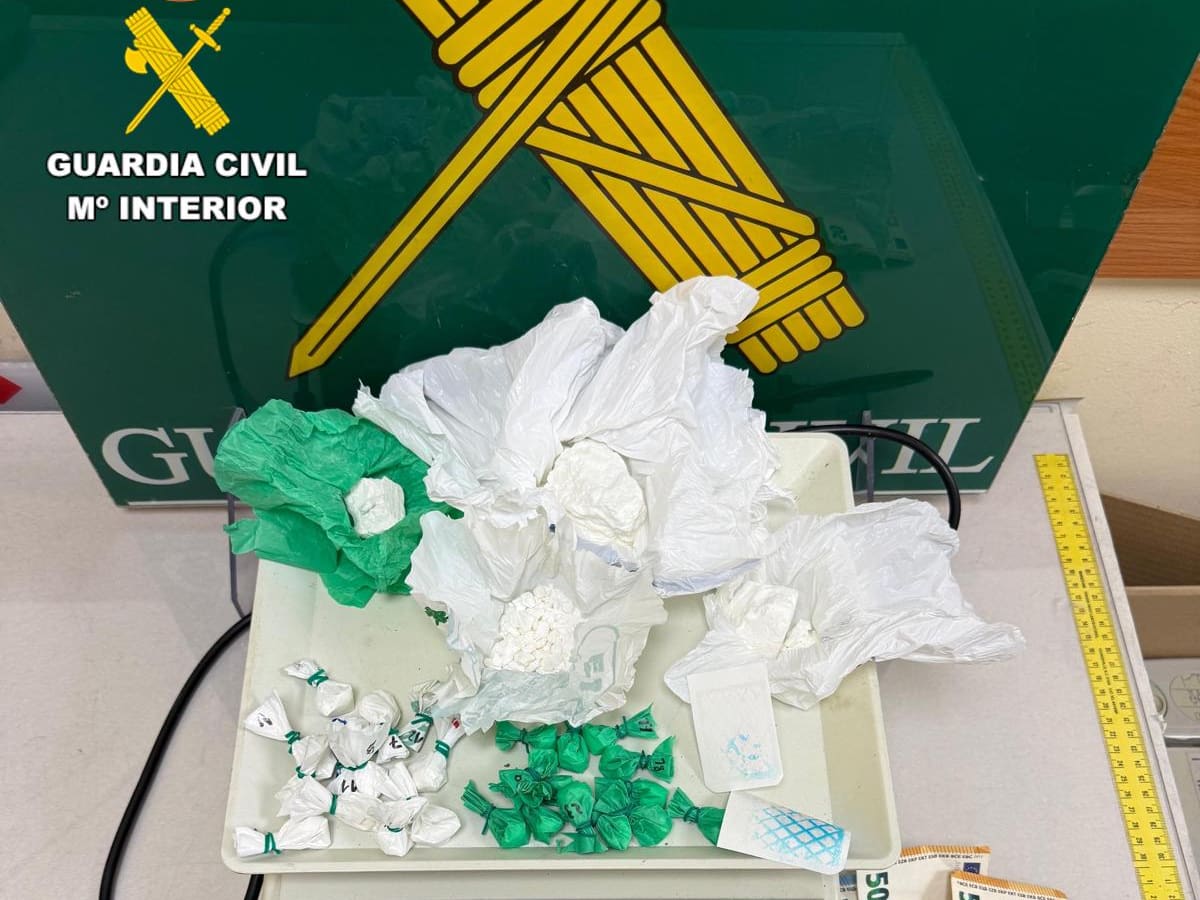 Detenido un vecino de El Hoyo de Pinares por presunto delito de tráfico de drogas