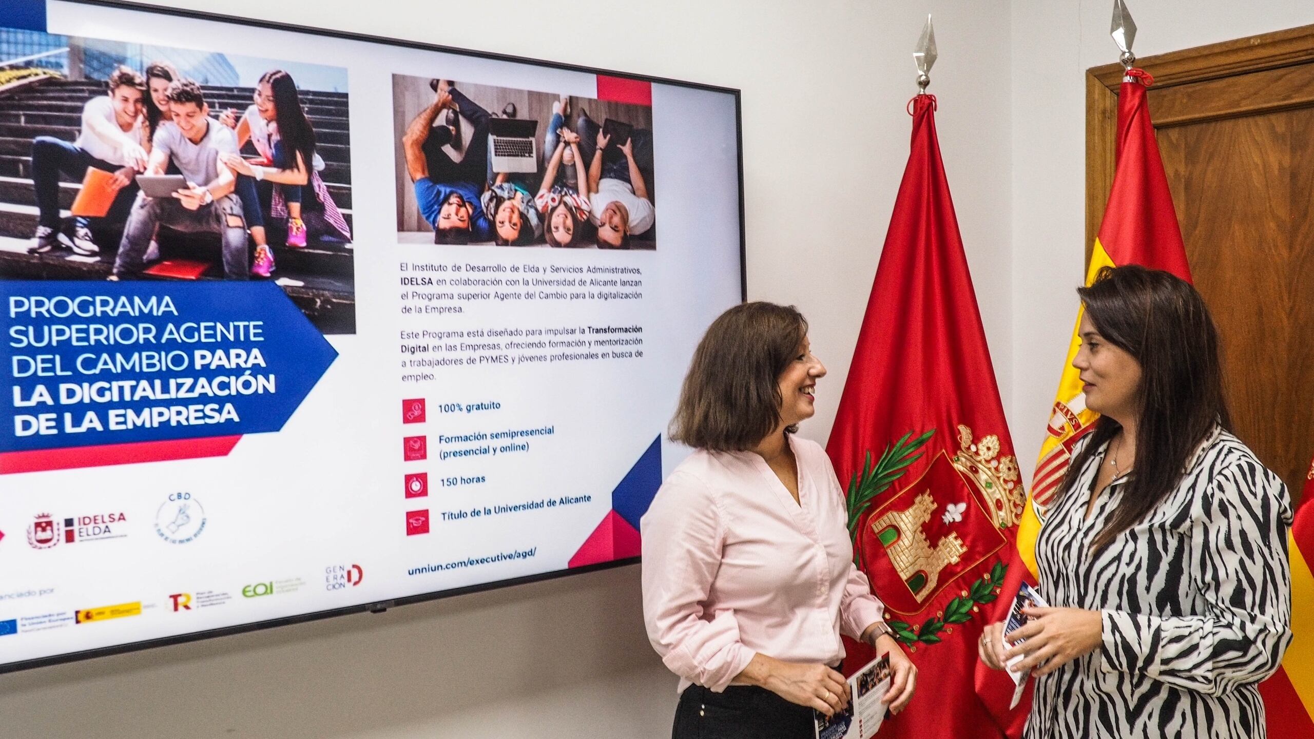 El programa fue presentado por la concejala de Fomento Económico, Industria y Empleo, Lorena Pedrero, y la coordinadora de la Universidad de Alicante, Isabel Iglesias