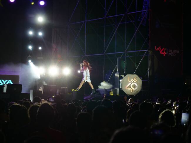Vicco durante su actuación en Los40 Playa Pop