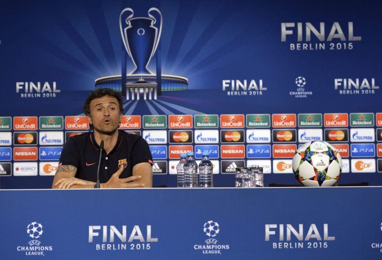 Luis Enrique, durante la rueda de prensa del equipo tras el entrenamiento en el Estadio Olímpico de Berlín