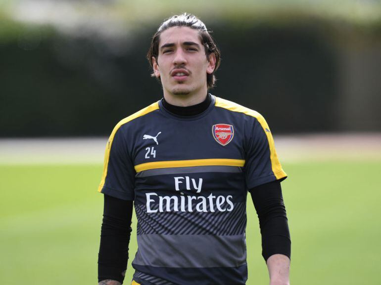 Bellerín durante un entrenamiento con el Arsenal