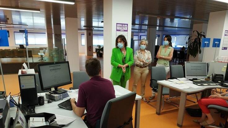 Maica Larriba mantuvo una reunión con la Directora Provincial del SEPE