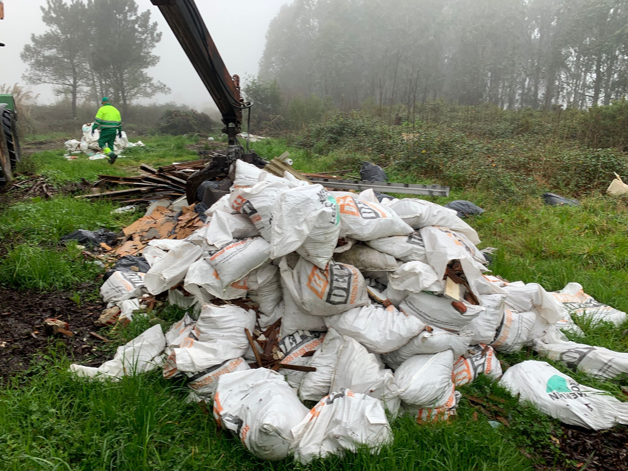 La recogida en los vertederos incontrolados concluyó a principios de este mes (foto: Concello de Ferrol)
