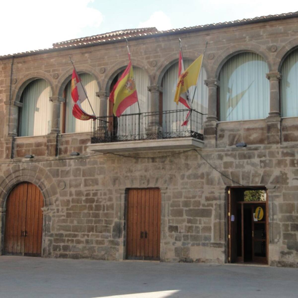 Las seis oficinas de turismo abiertas en los dos primeros meses del año registran un aumento en las consultas