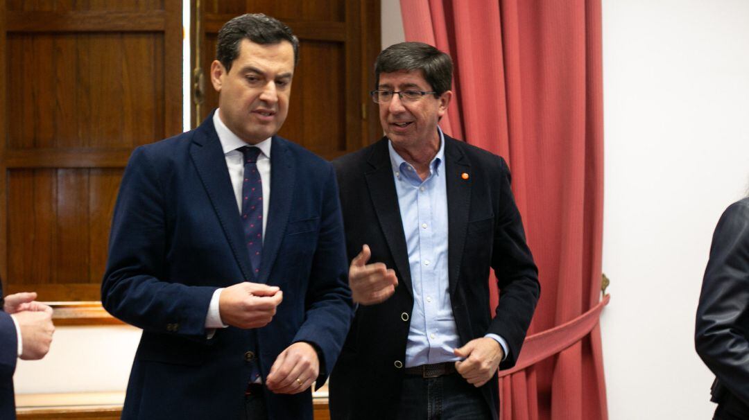 Juanma Moreno y Juan Marín, durante una reunión.