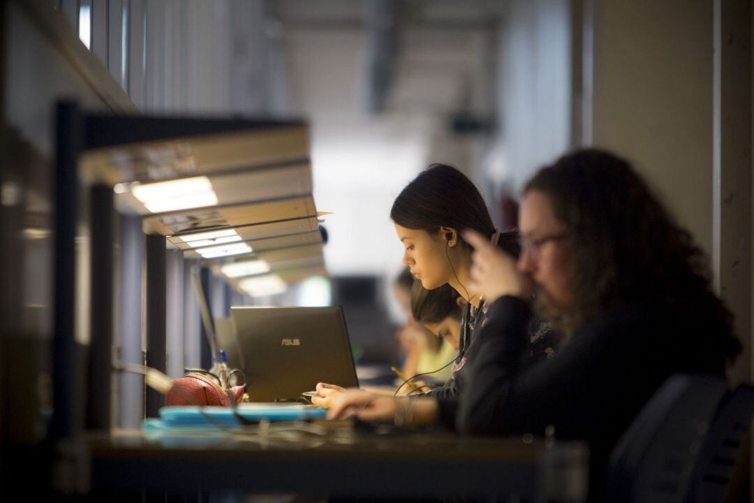 Estudiantes, durante una clase