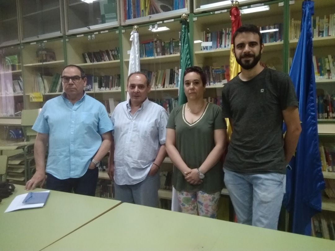 Representantes de la Plataforma Protraslado a Peritos.