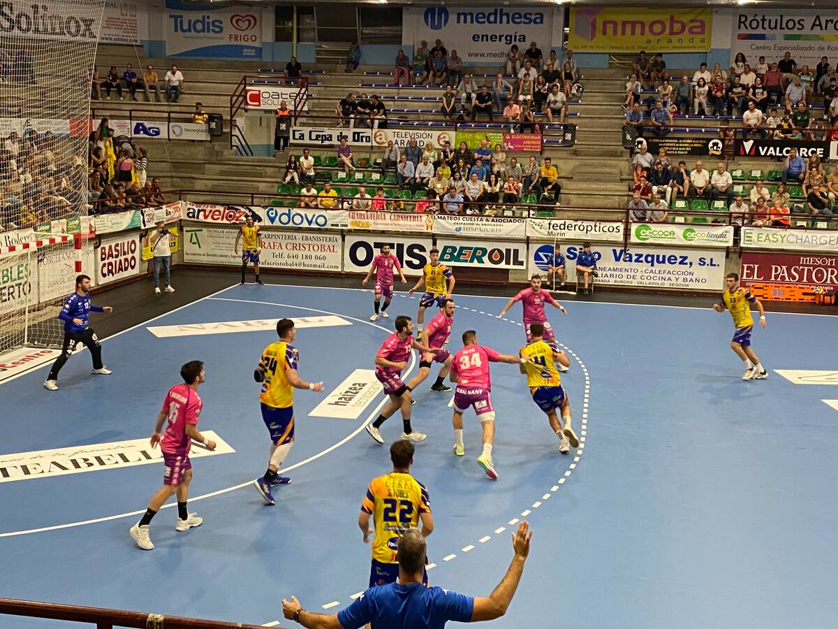 El Santiago Manguán y el Juan Carlos Higuero tendrán aforo limitado toda la temporada