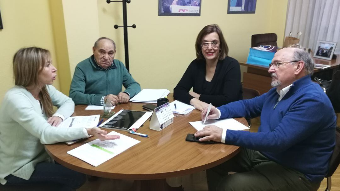 Reunión del PP con representantes de la Peña Taurina Palentina