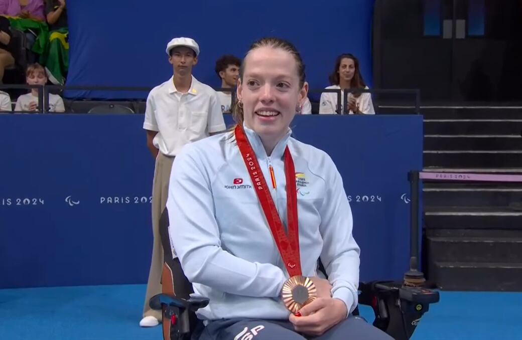 Marta Fernández con su medalla de bronce al cuello. / Foto: rtve.play