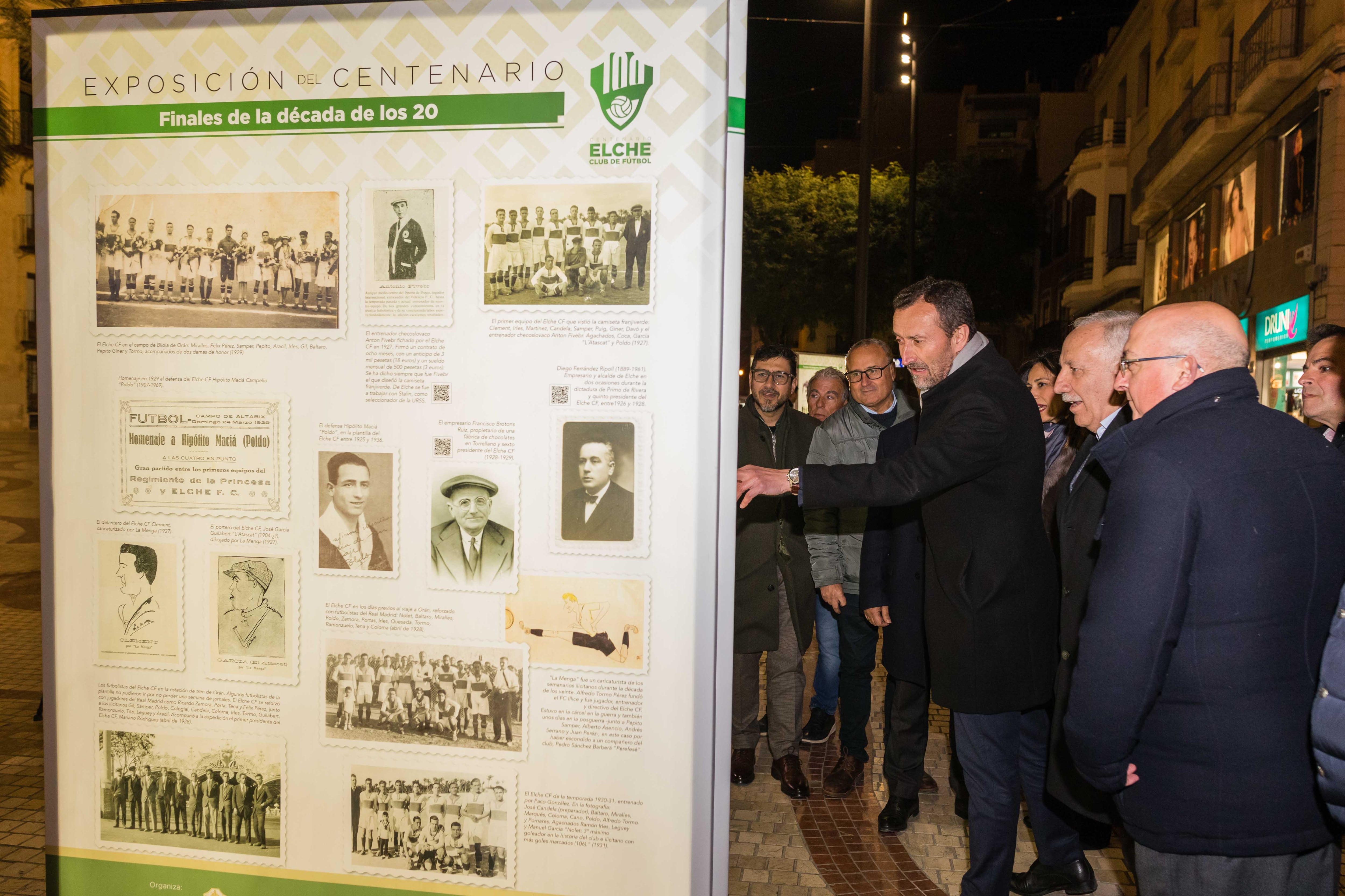 Un momento de la inauguración de la Exposición &quot;100 años de sentimiento franjiverde&quot;