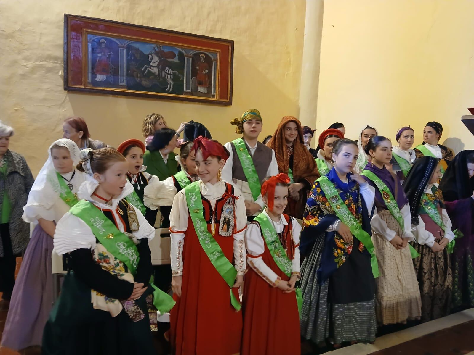 Mairalesas y mainate en la celebración de San Jorge en Huesca