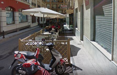 Terraza de Cafetería Olimpia de Linares.