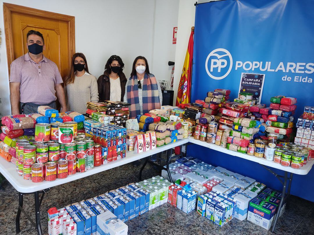 Campaña de recogida de alimentos del PP de Elda 