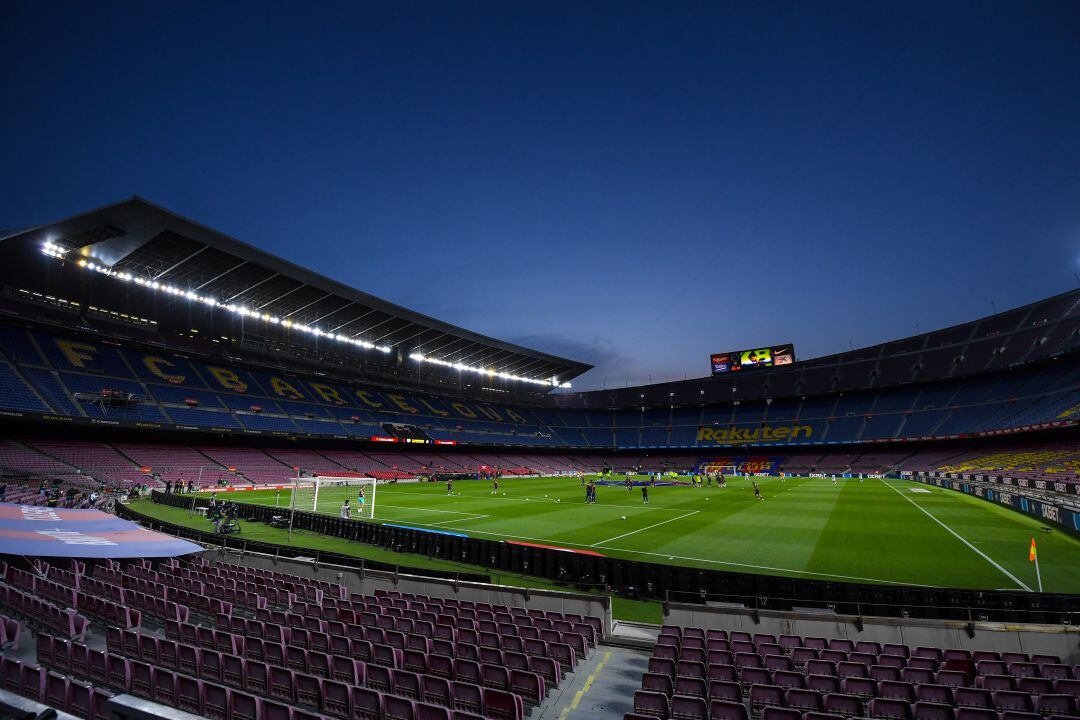 El Camp Nou, durante el Barcelona - Espanyol.