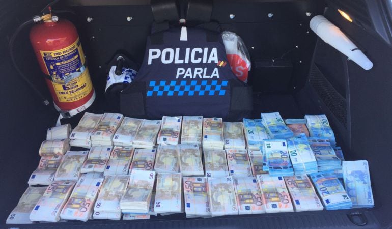 El dinero estaba en fajos de 20 y 50 euros