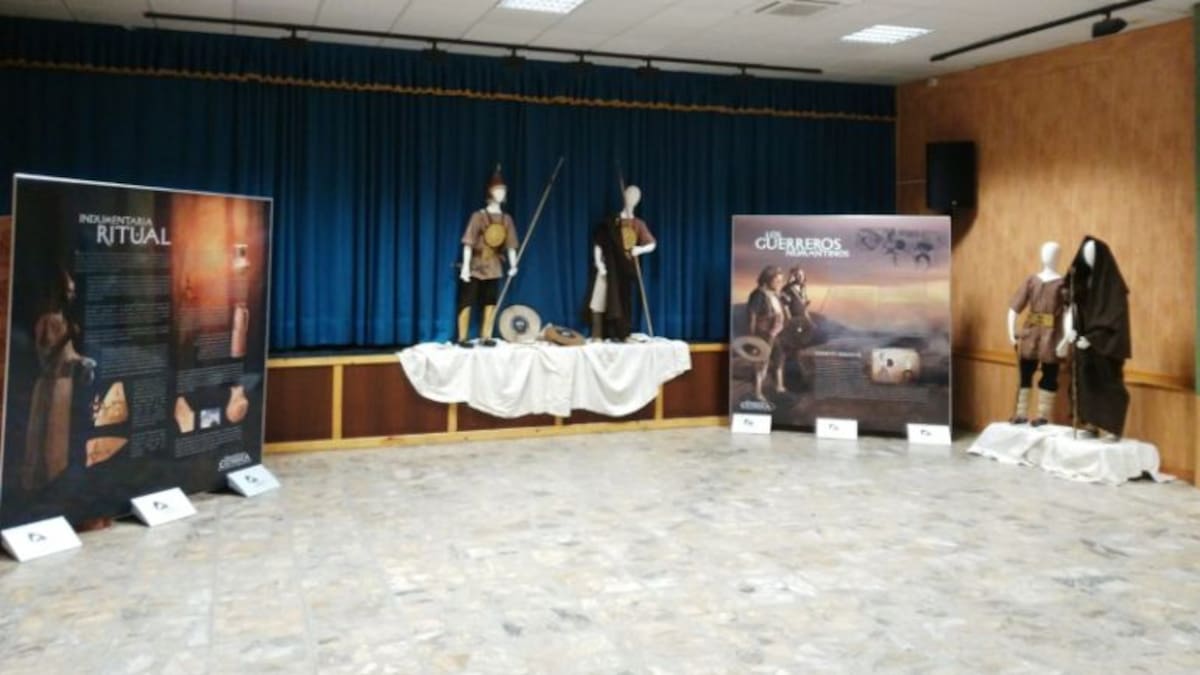 Espejón exhibe la muestra ‘La indumentaria celtibérica en las cerámicas numantinas’