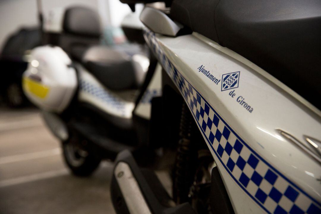 Una moto de la Policia Municipal de Girona
