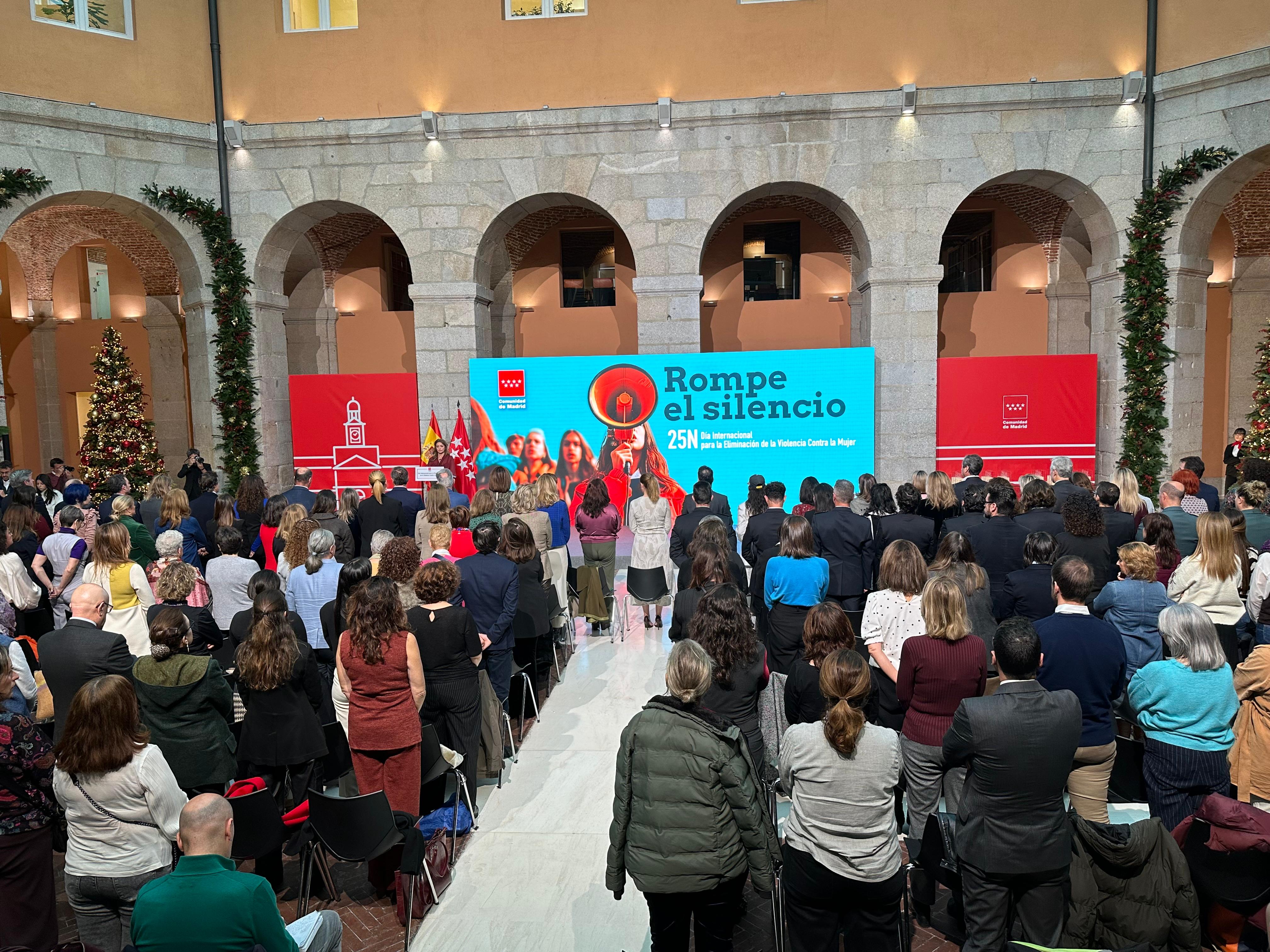 Acto institucional de la Comunidad de Madrid con motivo del 25-N