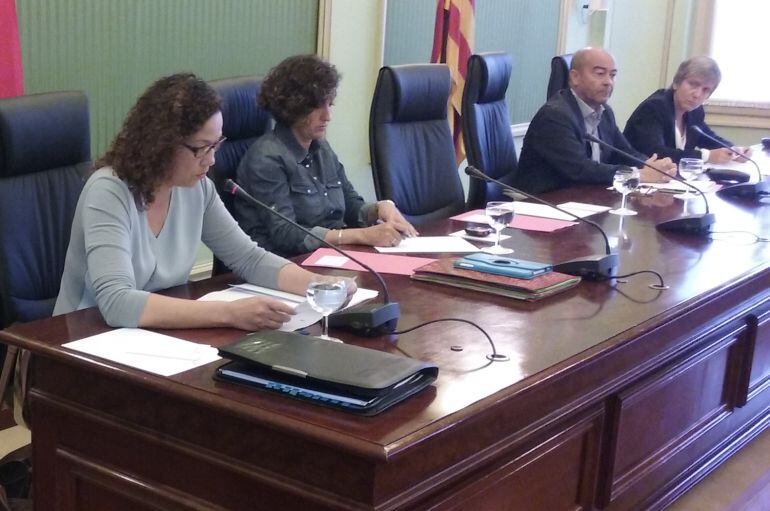 Catalina Cladera, consellera de Hacienda, durante su comparecencia en el Parlament.