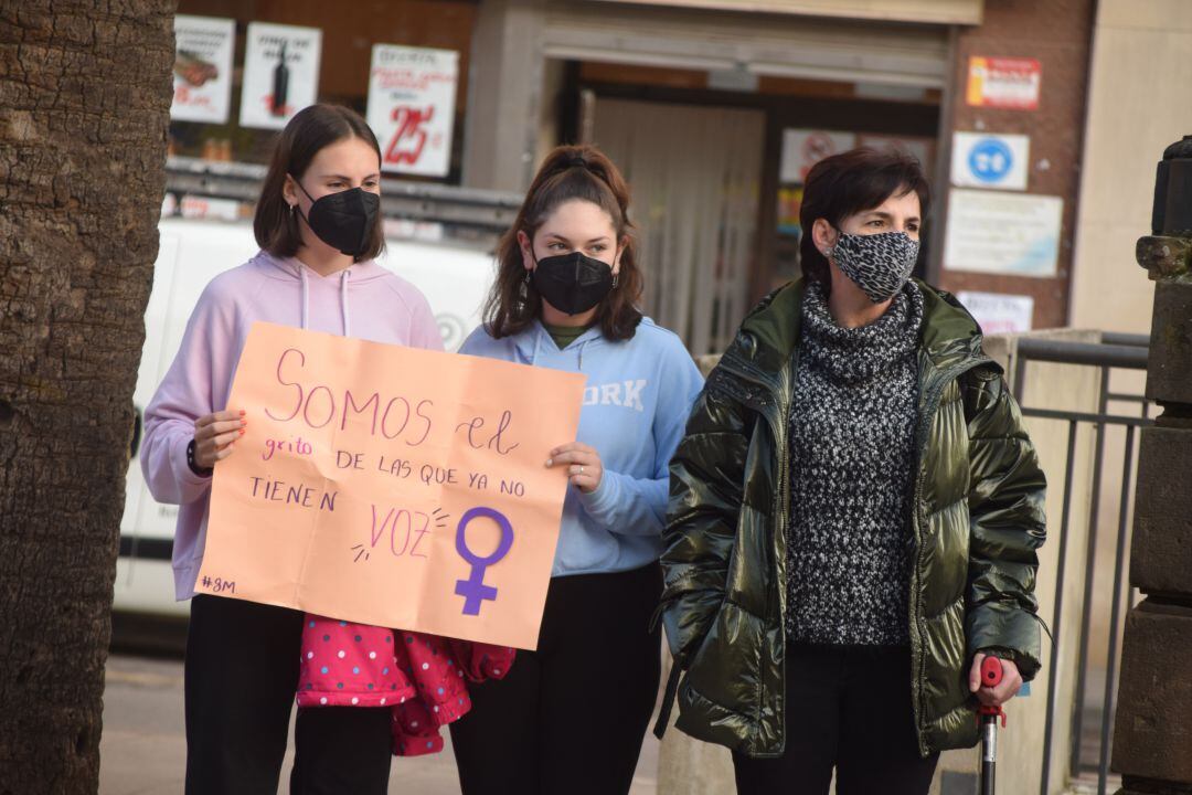 Imagen del acto convocado por Acción Feminista de Linares