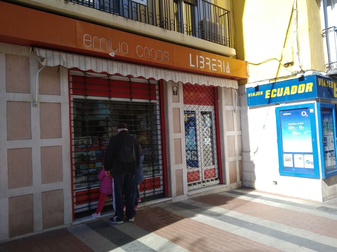 Librería Emilio Cobos