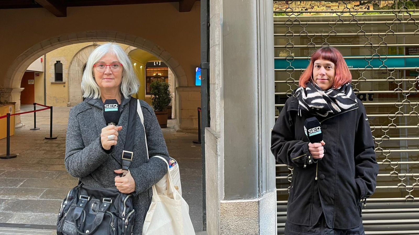 Mar Gonzalez i Paula Fabregat, treballadores de l&#039;Ajuntament de Girona