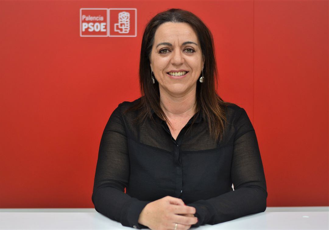 Belinda Mencía, candidata del PSOE a la alcaldía de Velilla del Río Carrión (Palencia)