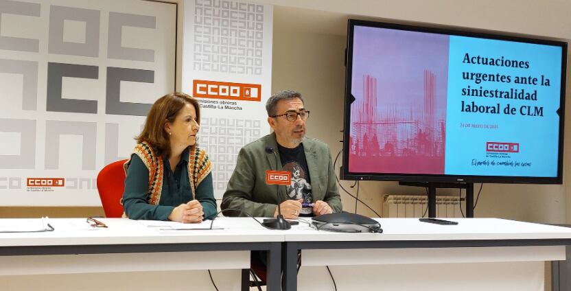 Rueda de prensa protagonizada por Paco de la Rosa y Raquel Payo