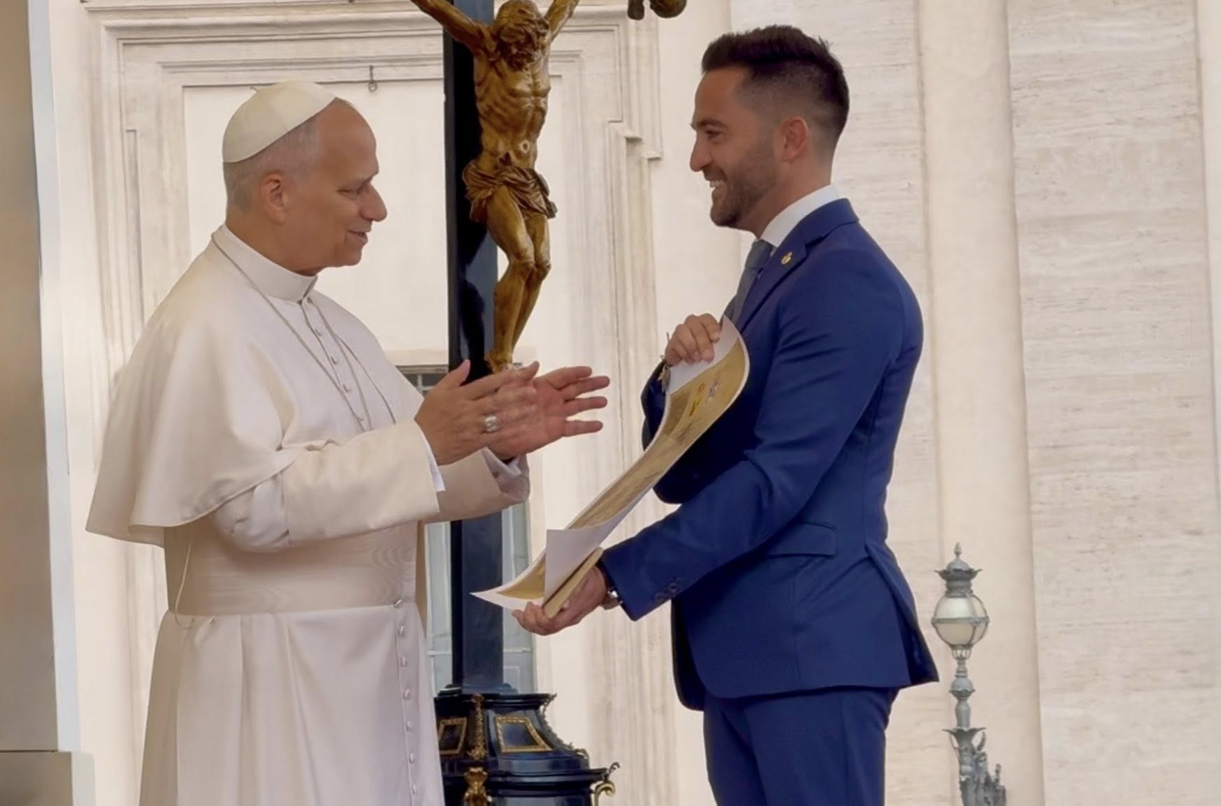 El alcalde de Arriate junto al Papa León XIV