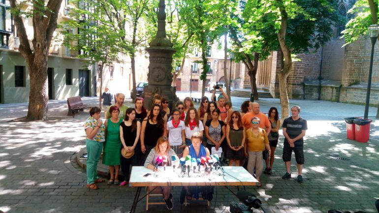 Rueda de prensa colectivos feministas navarros