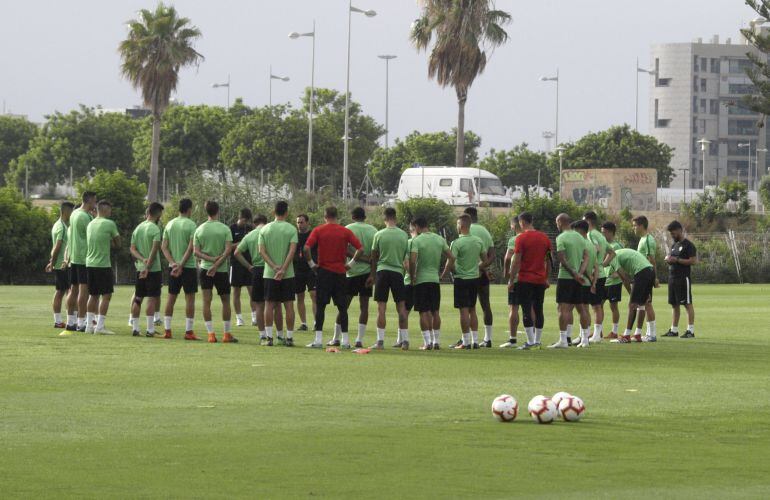 Fran y la plantilla ya conocen la hoja de ruta.