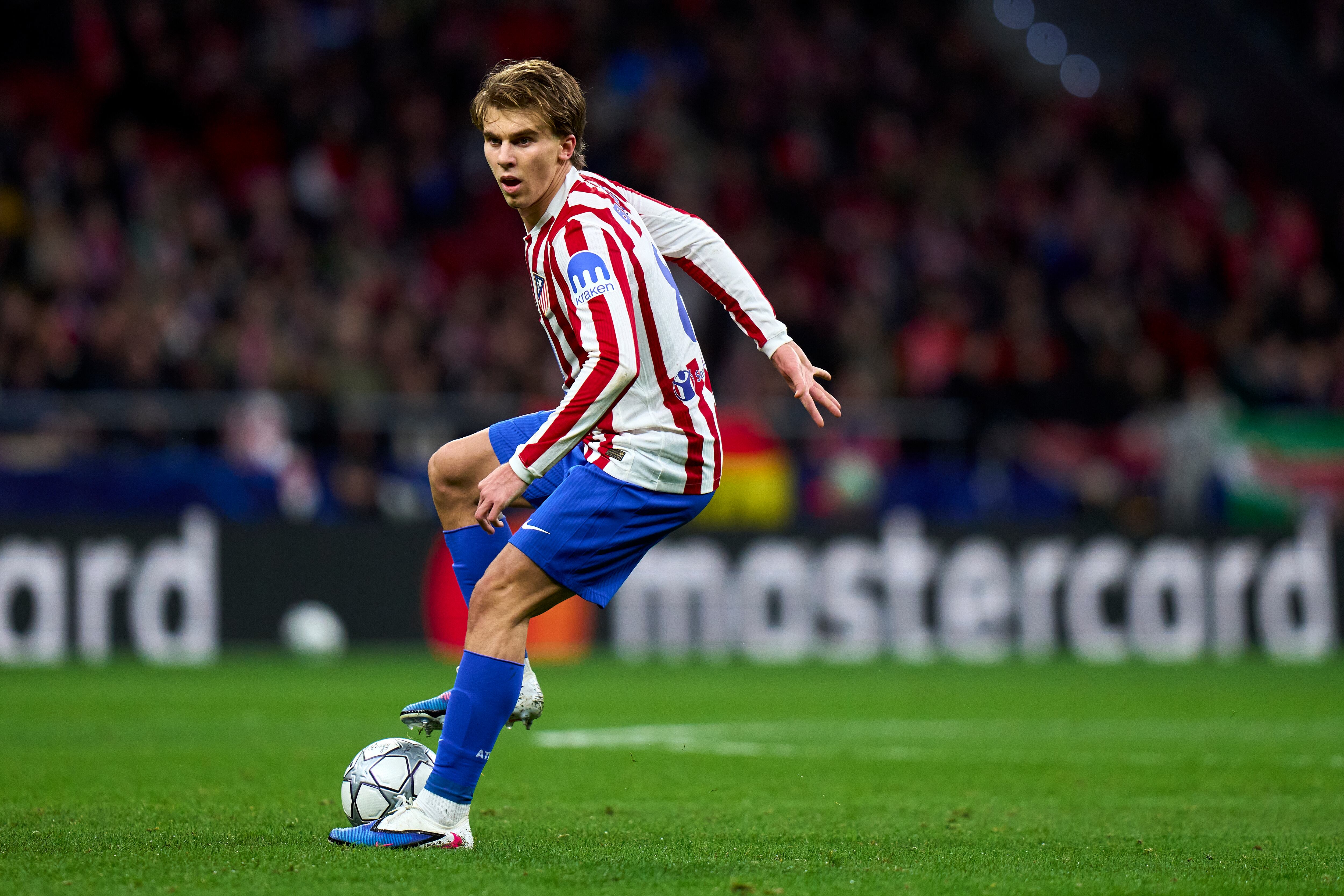 Pablo Barrios durante el duelo contra el Atlético de Madrid
