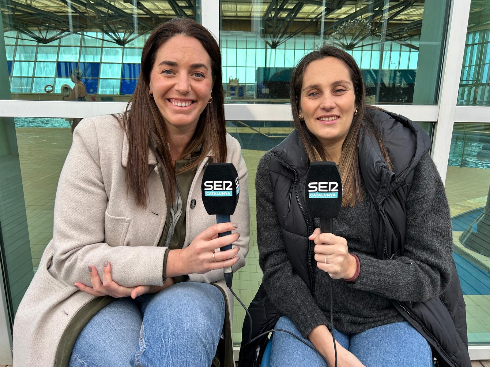 Maica García y Judith Forca, waterpolistas del CN Sabadell y de la selección española