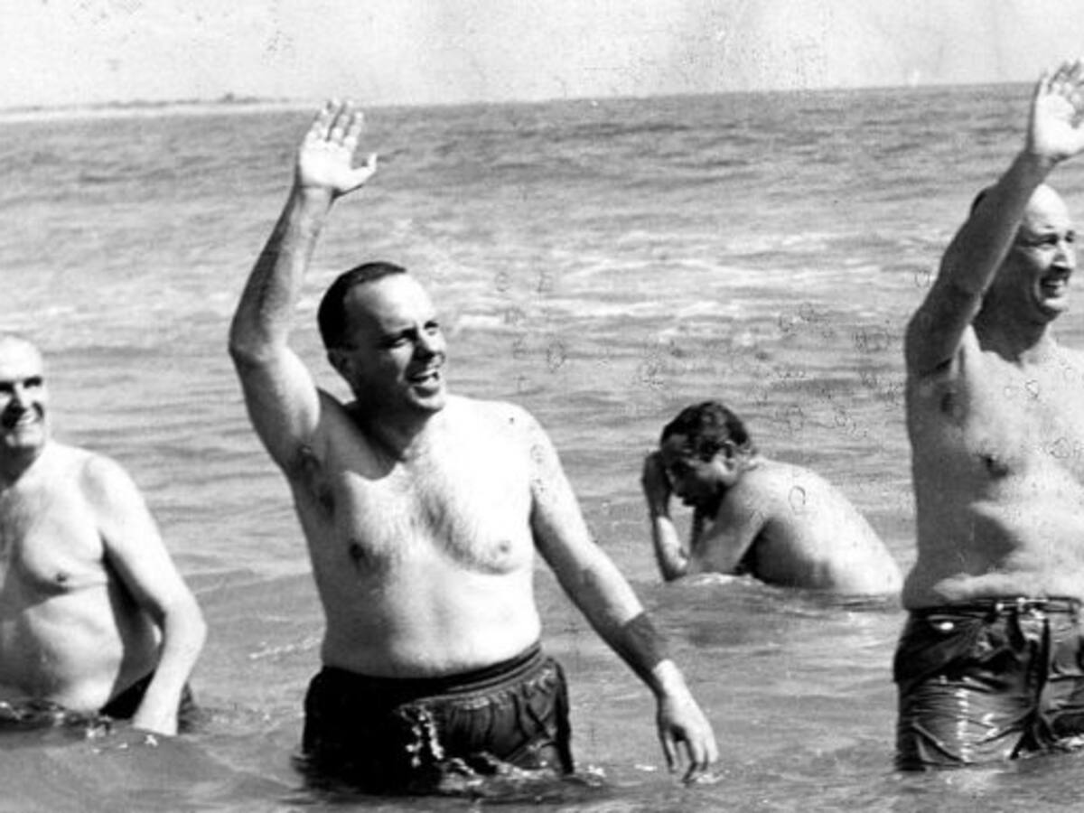 "Americanos, os recibimos con alegría"